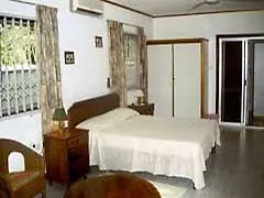Augerine Guest House Beau Vallon  2*, Beau Vallon (Mahe)