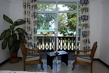 Augerine Guest House Beau Vallon